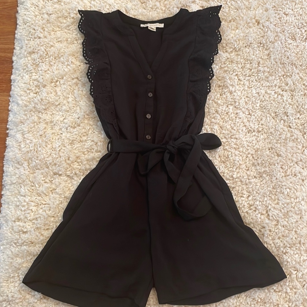 Black romper XS